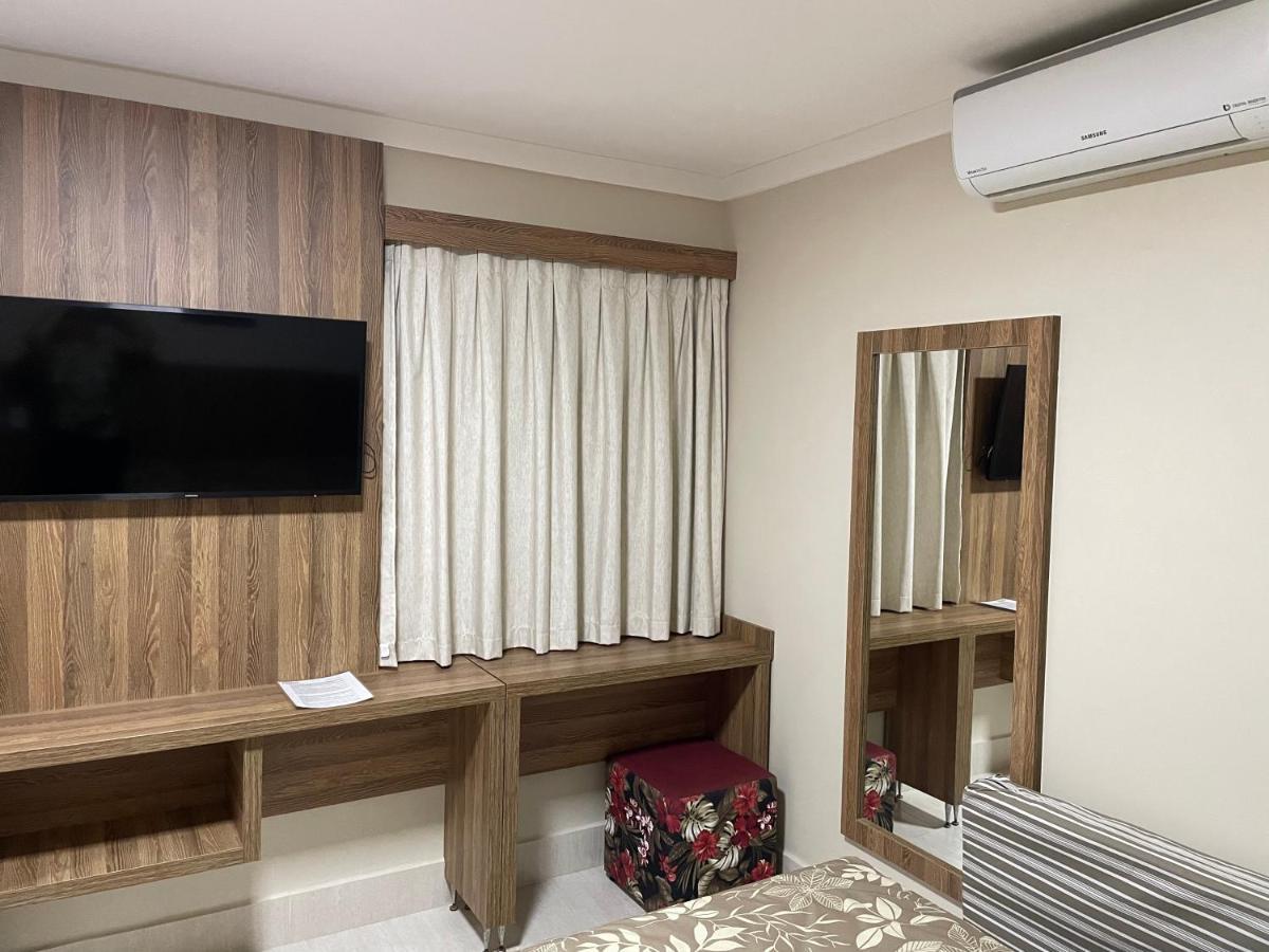 Piazza Diroma C/ Acqua Park - Viaggio Locacoes Por Temporada Apartment Caldas Novas Ngoại thất bức ảnh